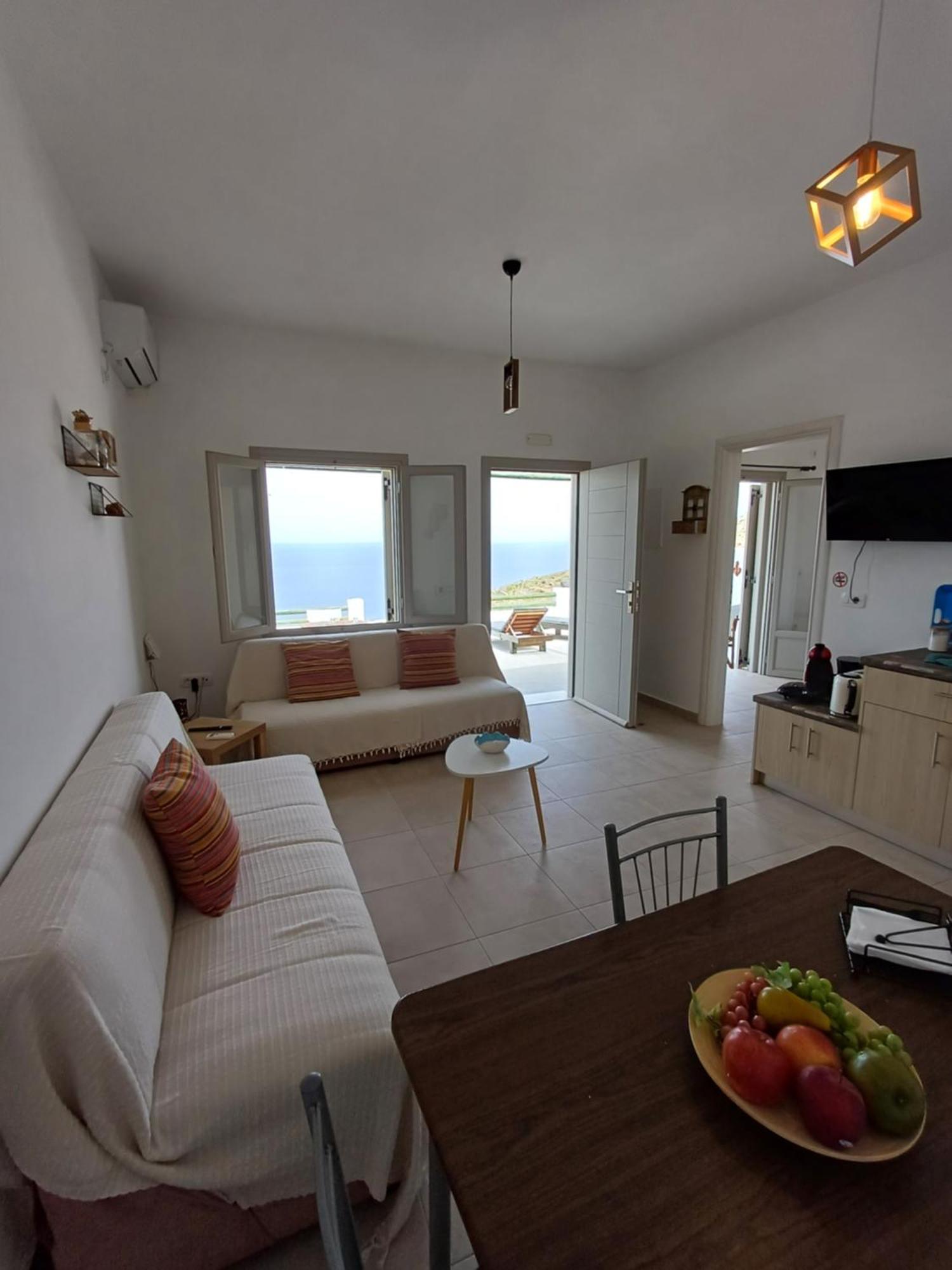 הוילה Foinikiá 'Irene' Cycladic House With Sunrise And Sea View! מראה חיצוני תמונה