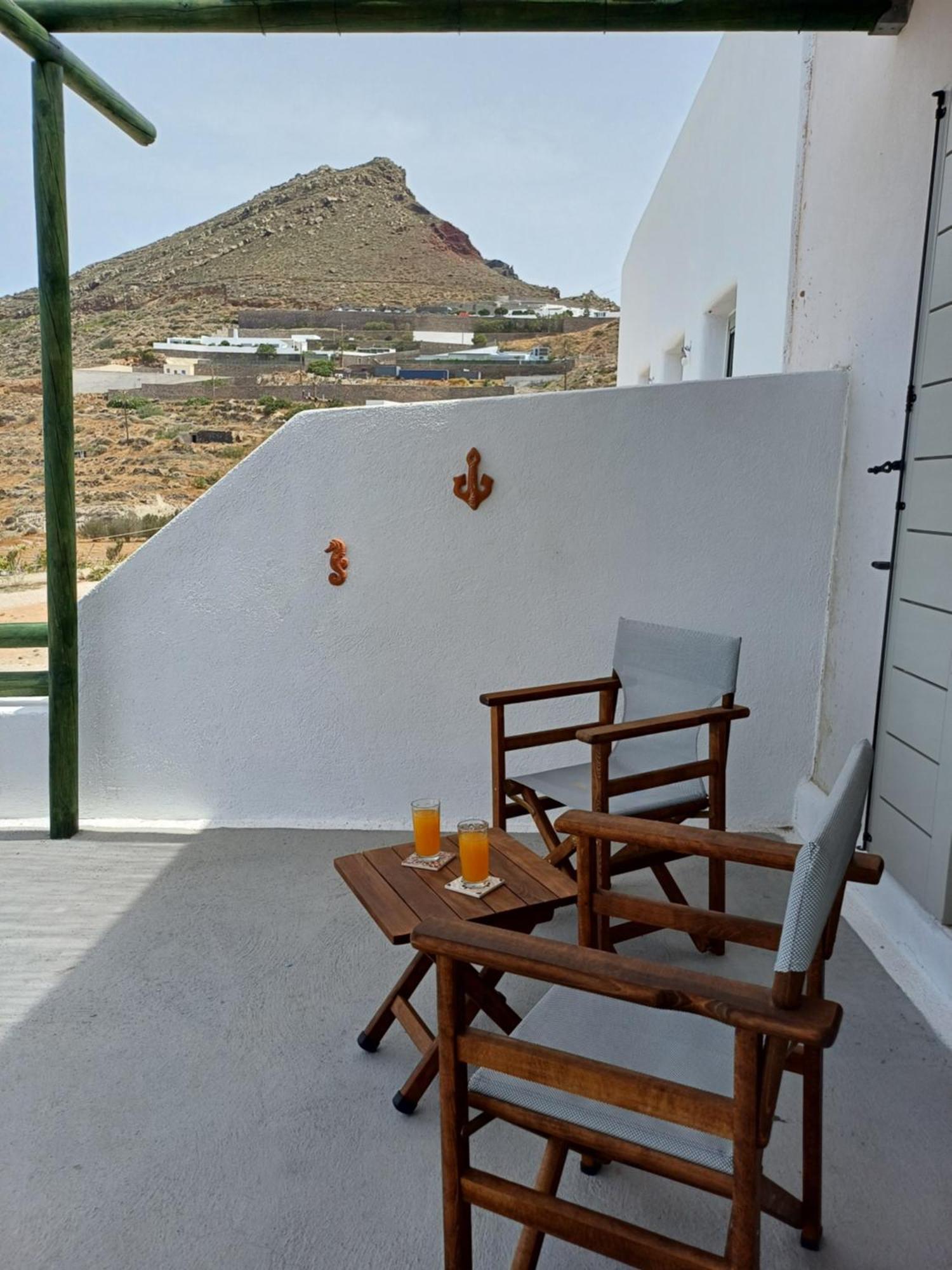 הוילה Foinikiá 'Irene' Cycladic House With Sunrise And Sea View! מראה חיצוני תמונה