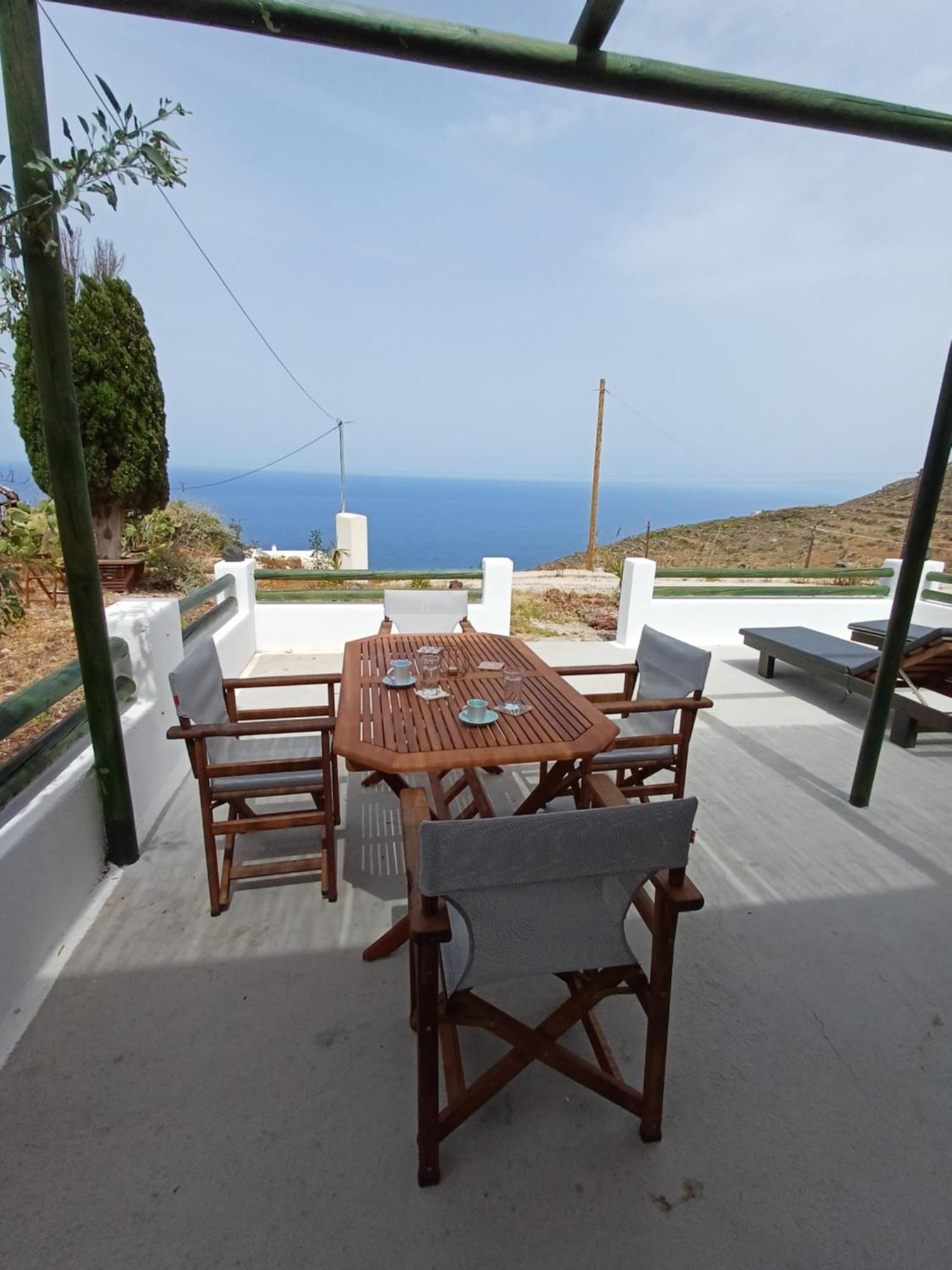 הוילה Foinikiá 'Irene' Cycladic House With Sunrise And Sea View! מראה חיצוני תמונה